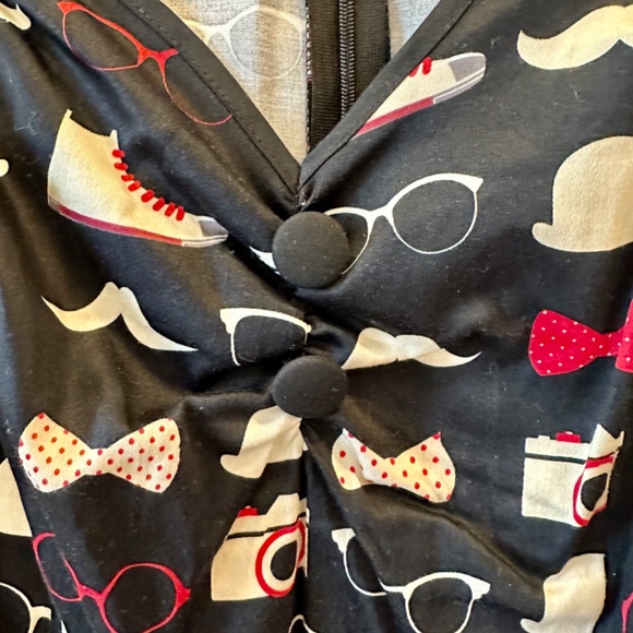 “Lady Vintage” Mod Print Dress - Picture 5 of 7